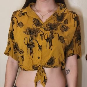Urban Outfitter Floral Button Up Cropped T-Shirt Mustard Yellow Medium